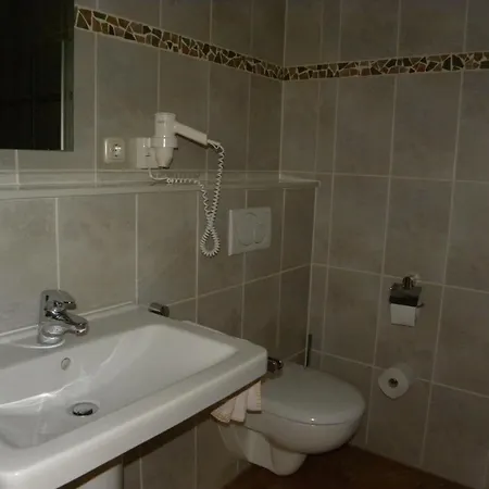 Hotel Thueringer Hof 3*