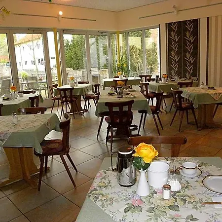 Thueringer Hof 3*