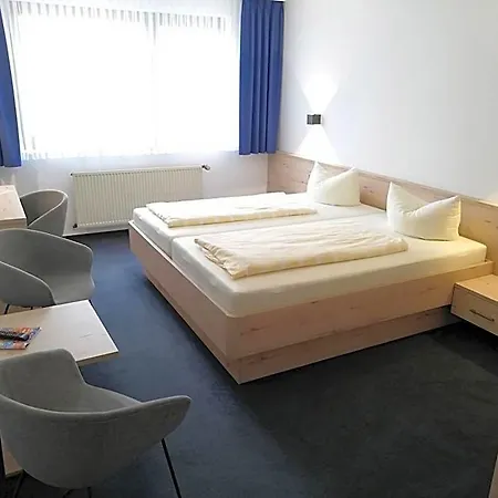 Thueringer Hof Hotel 3*